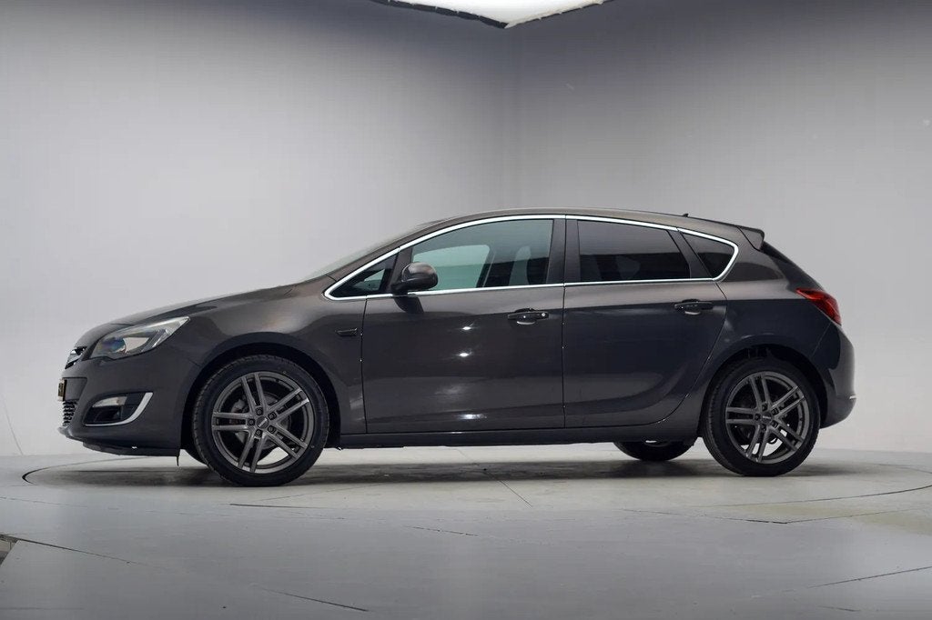 Opel Astra 1,4 Turbo Berlin [ Airco Cruise controle Berlin p, Voorwielaandrijving, Gebruikt, 680 kg, 4 cilinders