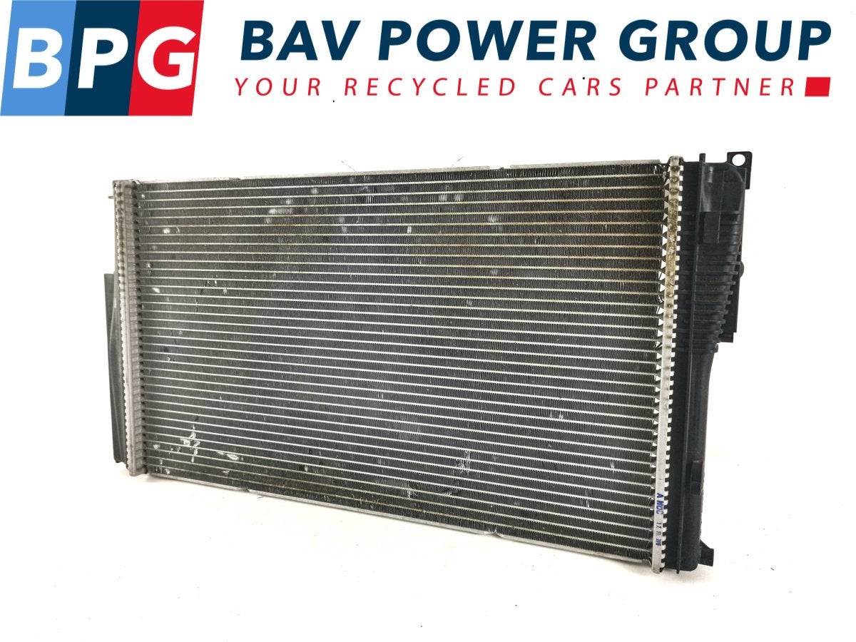RADIATEUR BMW 3 serie (F30) (01-2011/10-2018) (BMW), Auto-onderdelen, Gebruikt, BMW, Petuelring 130
80809  München, DE, Bayerische Motoren Werke AG