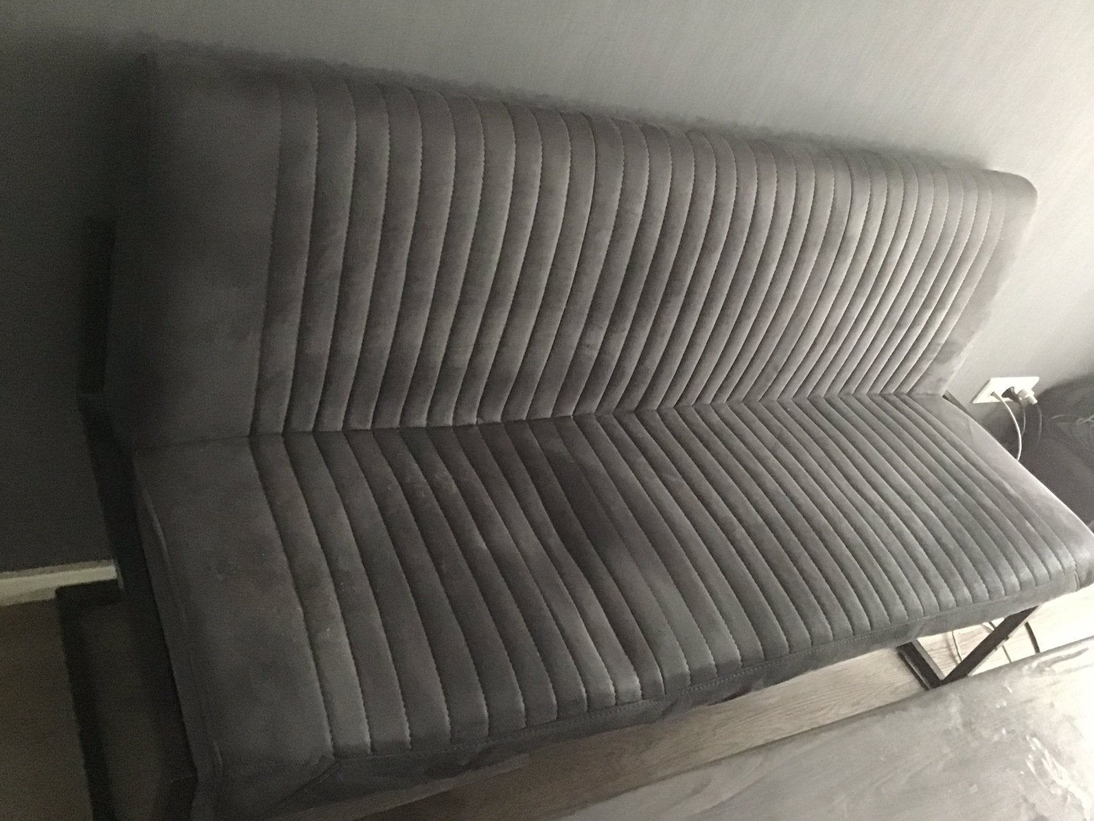 4 stoelen en bankje, Ophalen, Gebruikt, Grijs, Vier