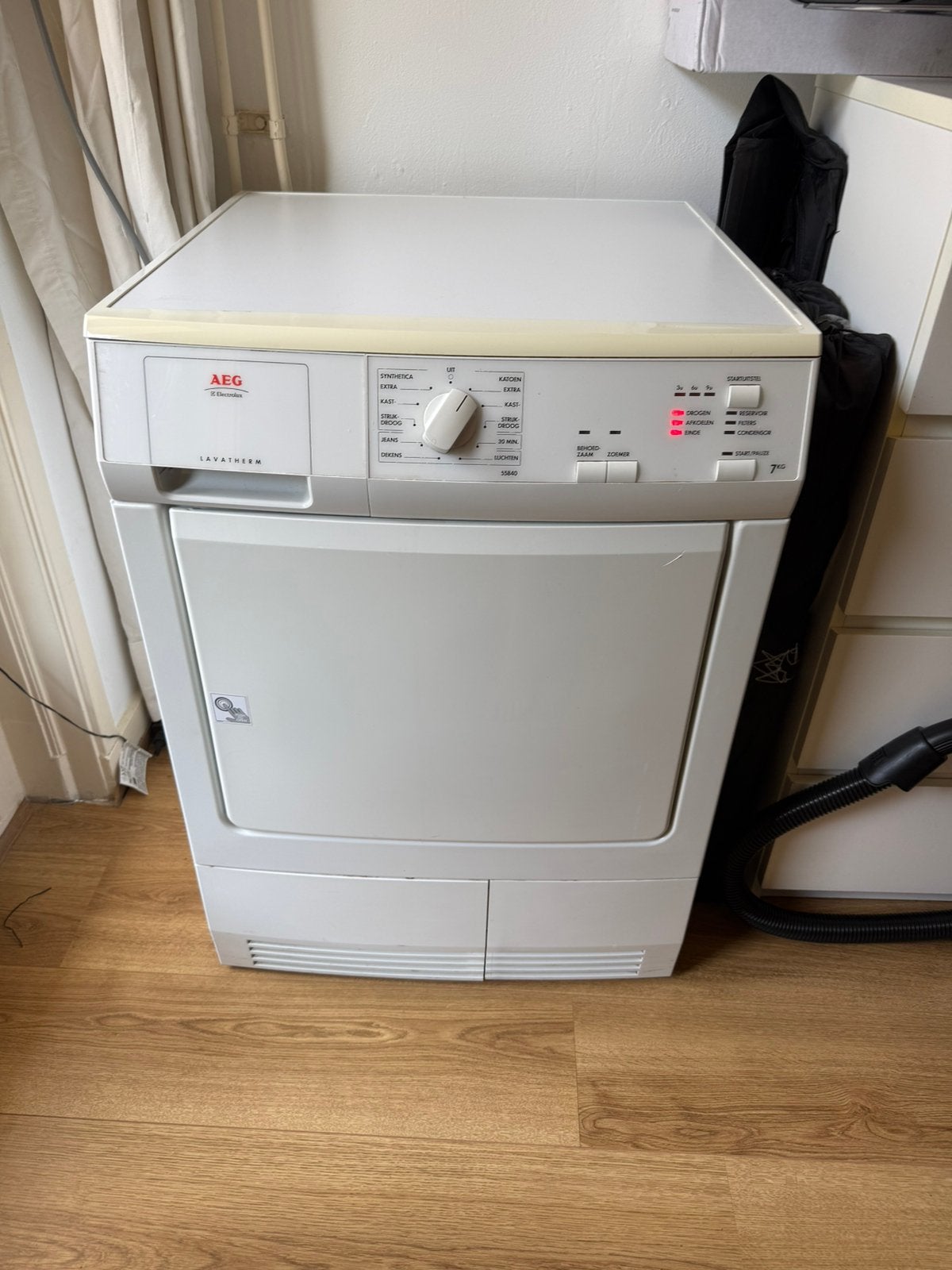 AEG Lavatherm condensdroger 7 kg, Ophalen, 6 tot 8 kg, Gebruikt, Voorlader