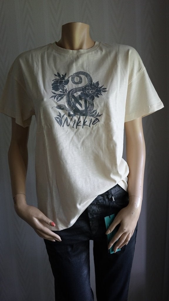 nieuwe creme NIKKIE shirt, Verzenden, Beige, Nieuw, Maat 34 (XS) of kleiner