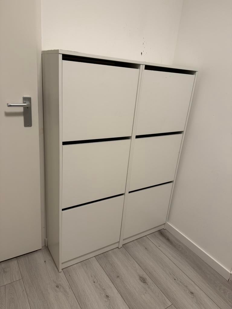 2x schoenenkast Bissa ikea, Ophalen, Zo goed als nieuw