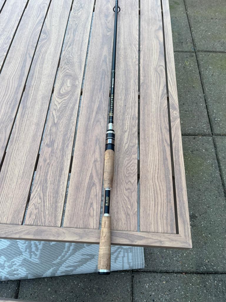 Raid japan Gladiator bite connection, Watersport en Boten, Hengelsport | Roofvissen, Ophalen, Gebruikt, Werphengel