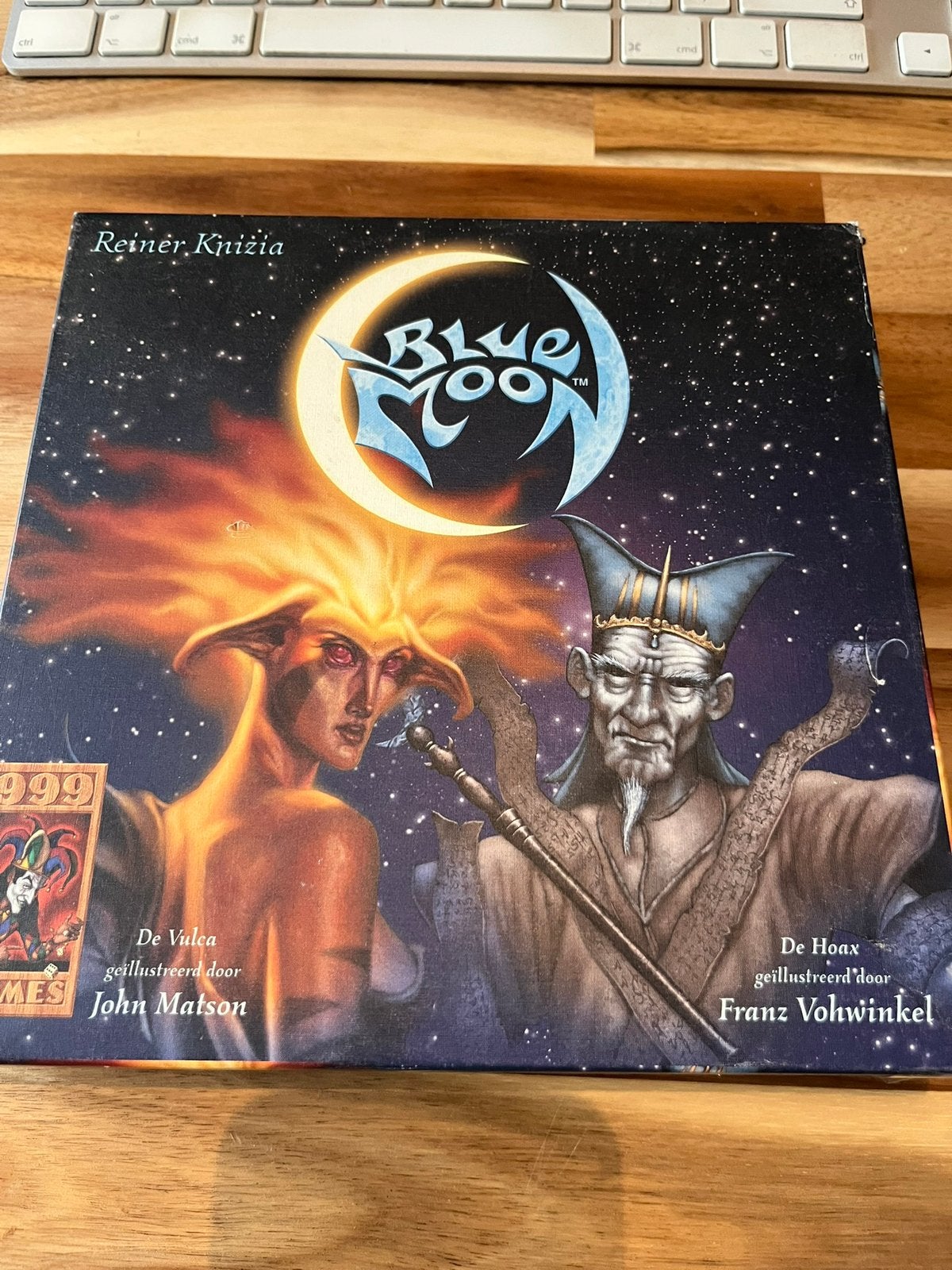 Blue moon, Een of twee spelers, Ophalen of Verzenden, Zo goed als nieuw