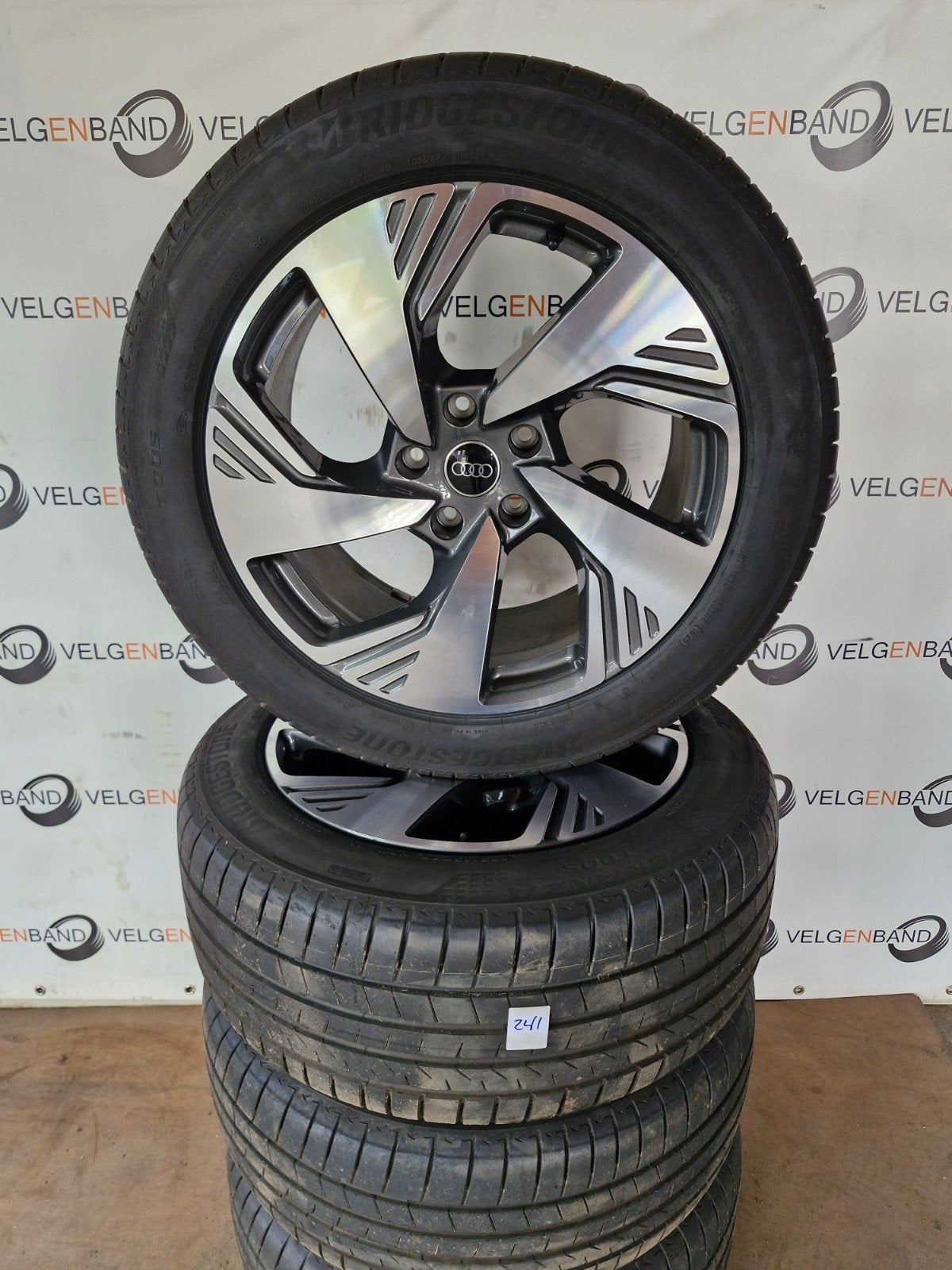 Zomerset Audi Q6 demo 255 50 285 45 20 5x130 66.5 zomerband, Audi, Gebruikt, 285 mm, .