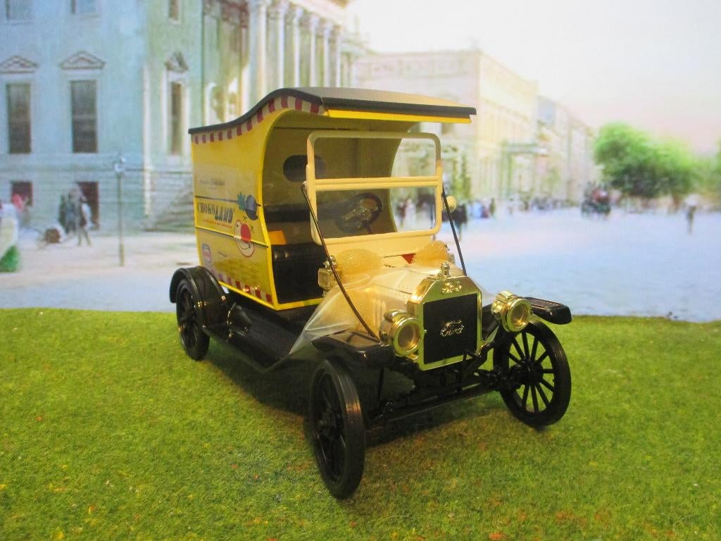 1/18 Ford Model T Delivery Truck Amalie Chokolade Choco Land, Hobby en Vrije tijd, Modelauto's | 1:18, Ophalen of Verzenden, Nieuw