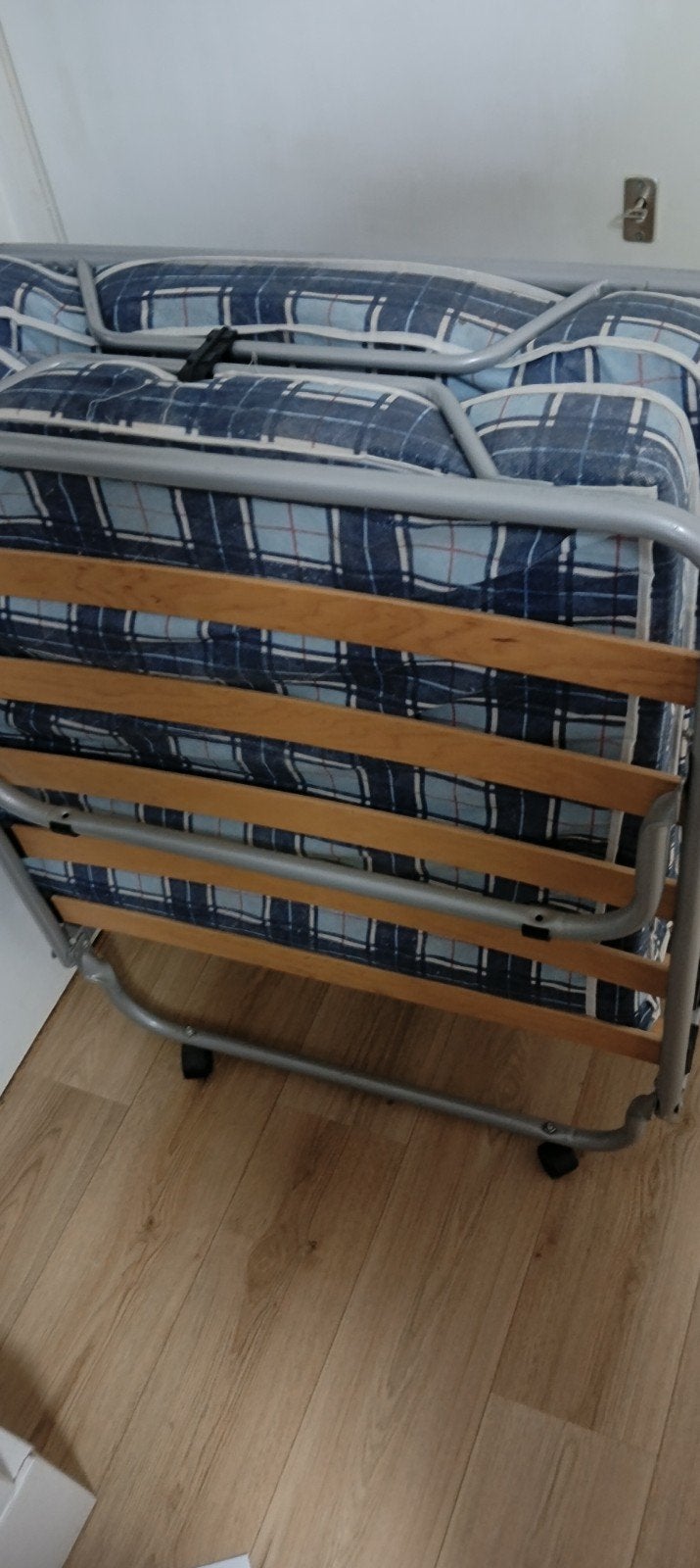 Opklapbaar logeerbed, Vouwbed/logeerbed /opklapbed, Eenpersoons, Blauw, 80 cm, Metaal