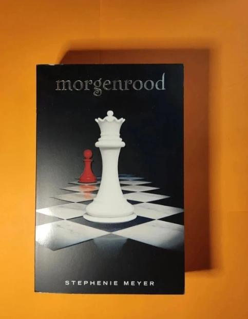 Morgenrood - Stephenie Meyer, Boeken, Ophalen of Verzenden, Gelezen