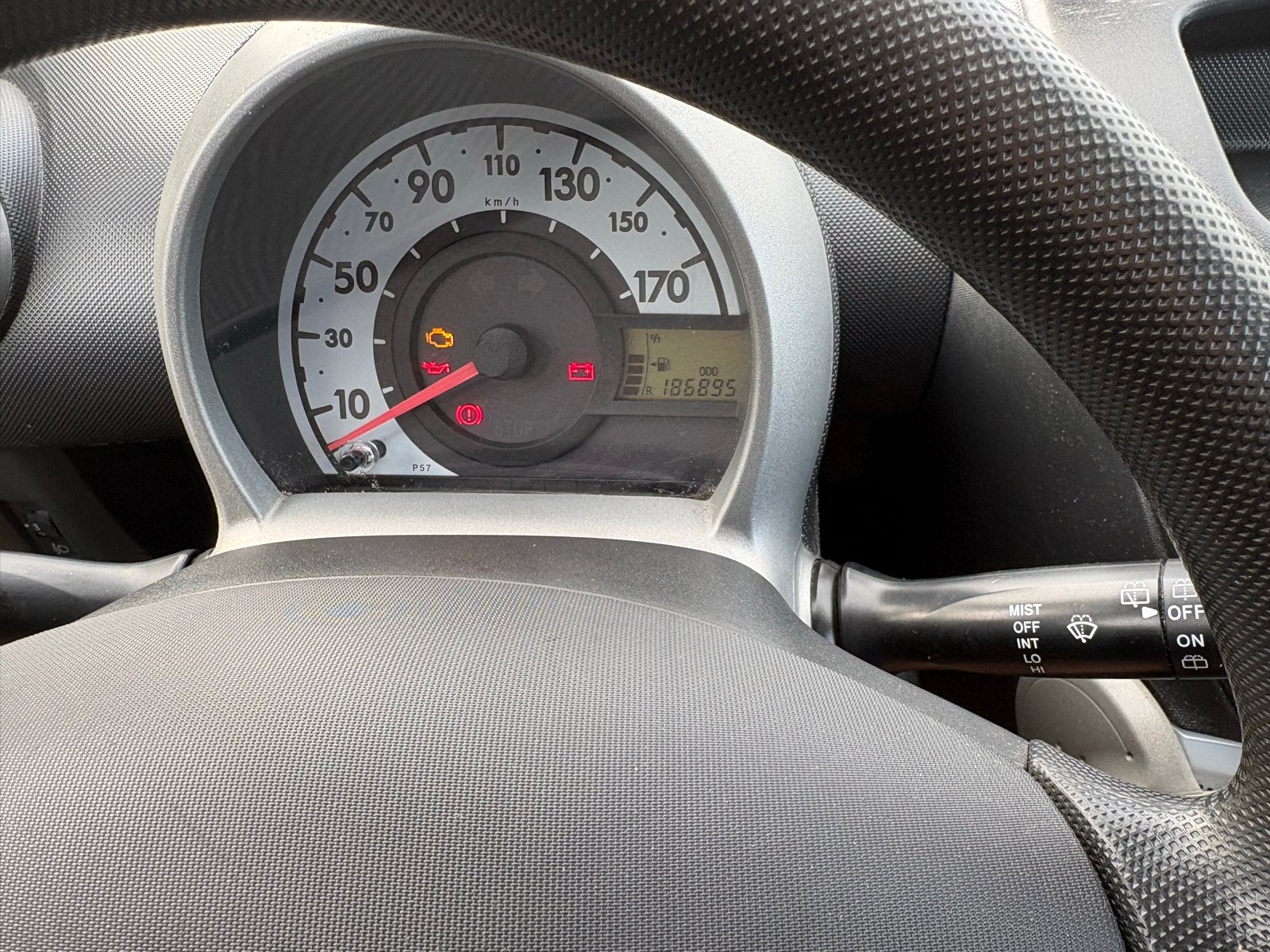 Peugeot 107 1.0 12V E-vti 68PK 3DR 2012 Wit, Voorwielaandrijving, 4 stoelen, Origineel Nederlands, Handgeschakeld