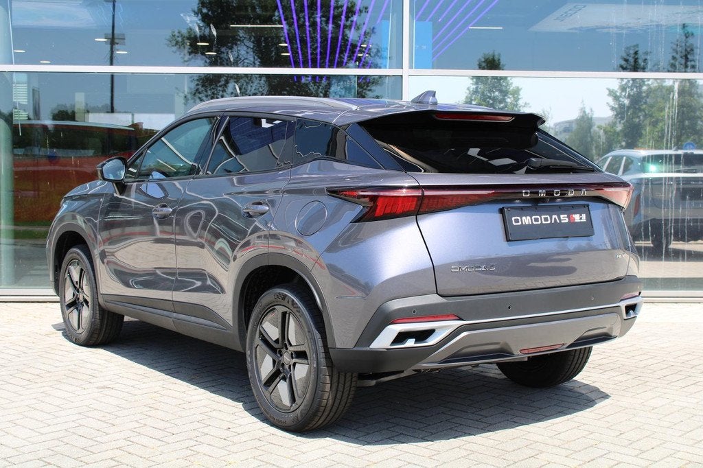 Omoda 5 Comfort 61 kWh Phantom Grey, Auto's, Overige Auto's, Parkeersensor, 430 km, 204 pk, SUV of Terreinwagen