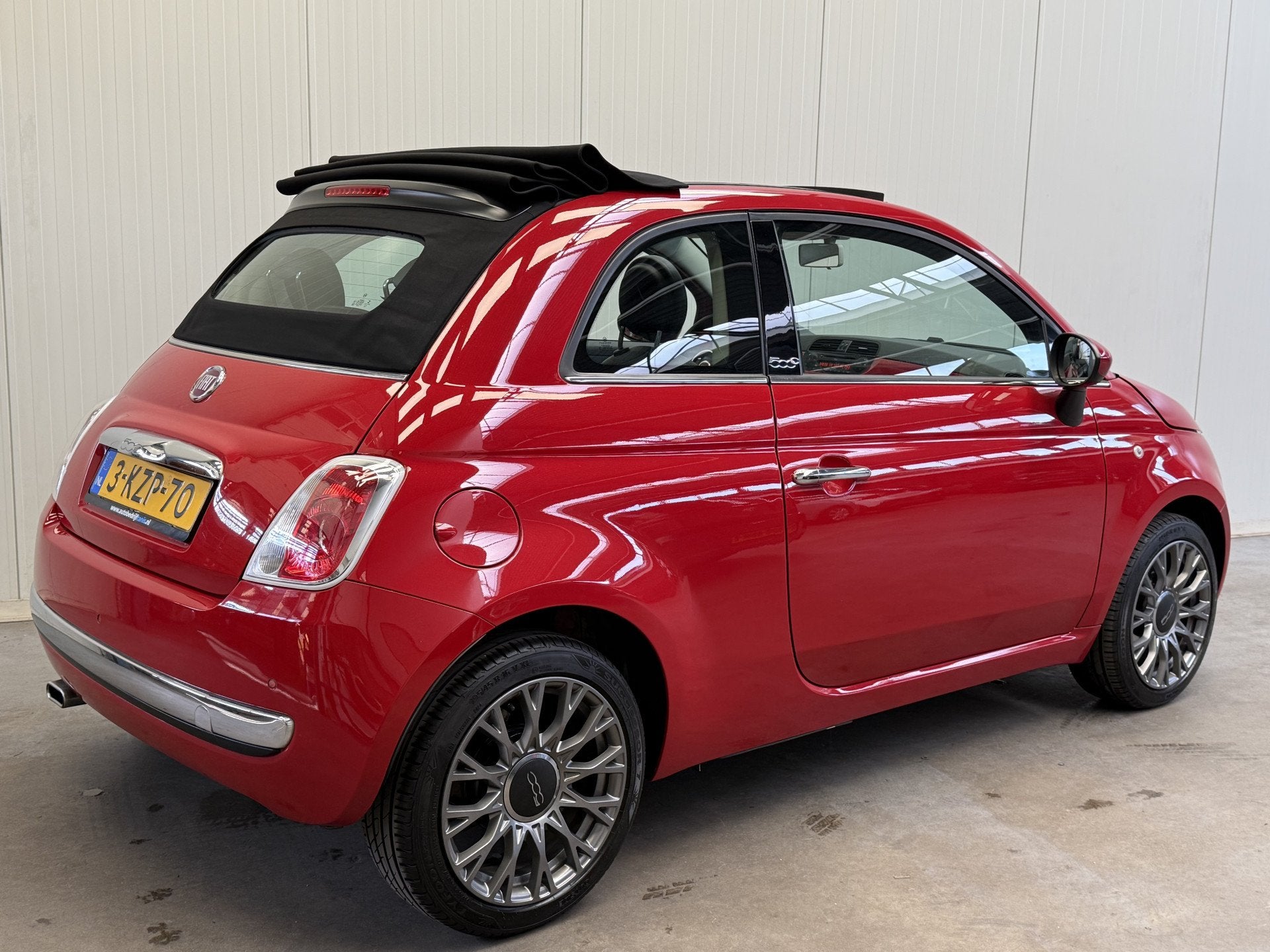 Fiat 500C 0.9 TwinAir Lounge Sport Cabriolet SPORT INT-AIRCO, Auto's, 86 pk, Gebruikt, Leder en Stof, Origineel Nederlands