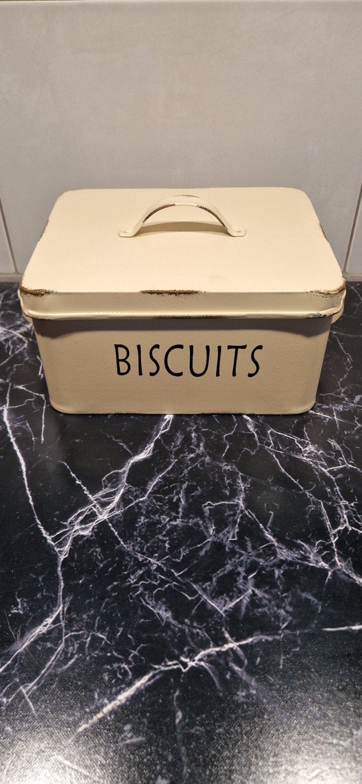 Vintage Stijl Koekjestrommel - Crème Metaal, Beige, Gebruikt, Ophalen of Verzenden, Voorraadpot