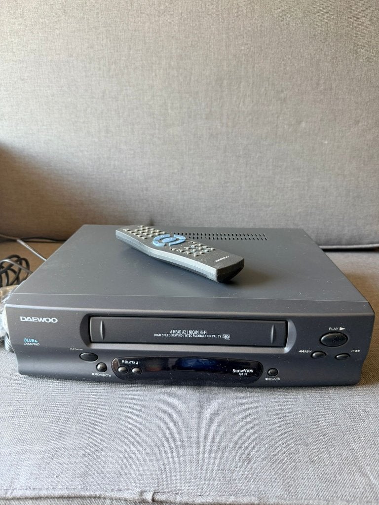 Daewoo Blue Diamond VHS videorecorder – model Q814, Ophalen, Gebruikt, VHS-speler of -recorder