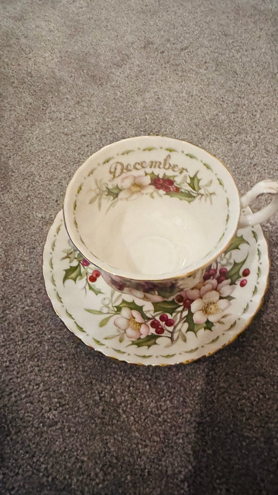 Antieke Royal Albert December Kerstroos Kop en Schotel, Ophalen of Verzenden