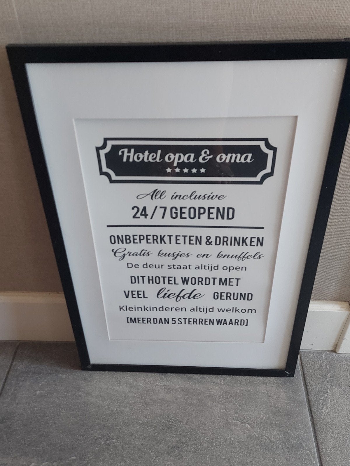 tekstbord hotel opa en oma wandbord, Ophalen of Verzenden, Zo goed als nieuw