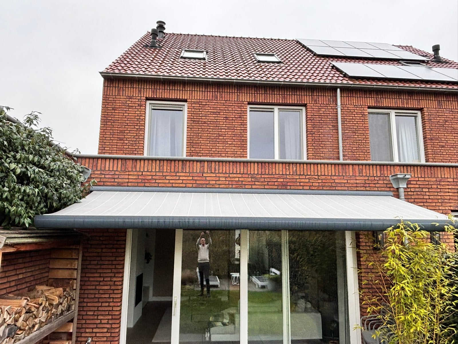 Zonnescherm 5 meter breed electrisch, Gebruikt, 450 cm of meer, Elektrisch, Ophalen of Verzenden