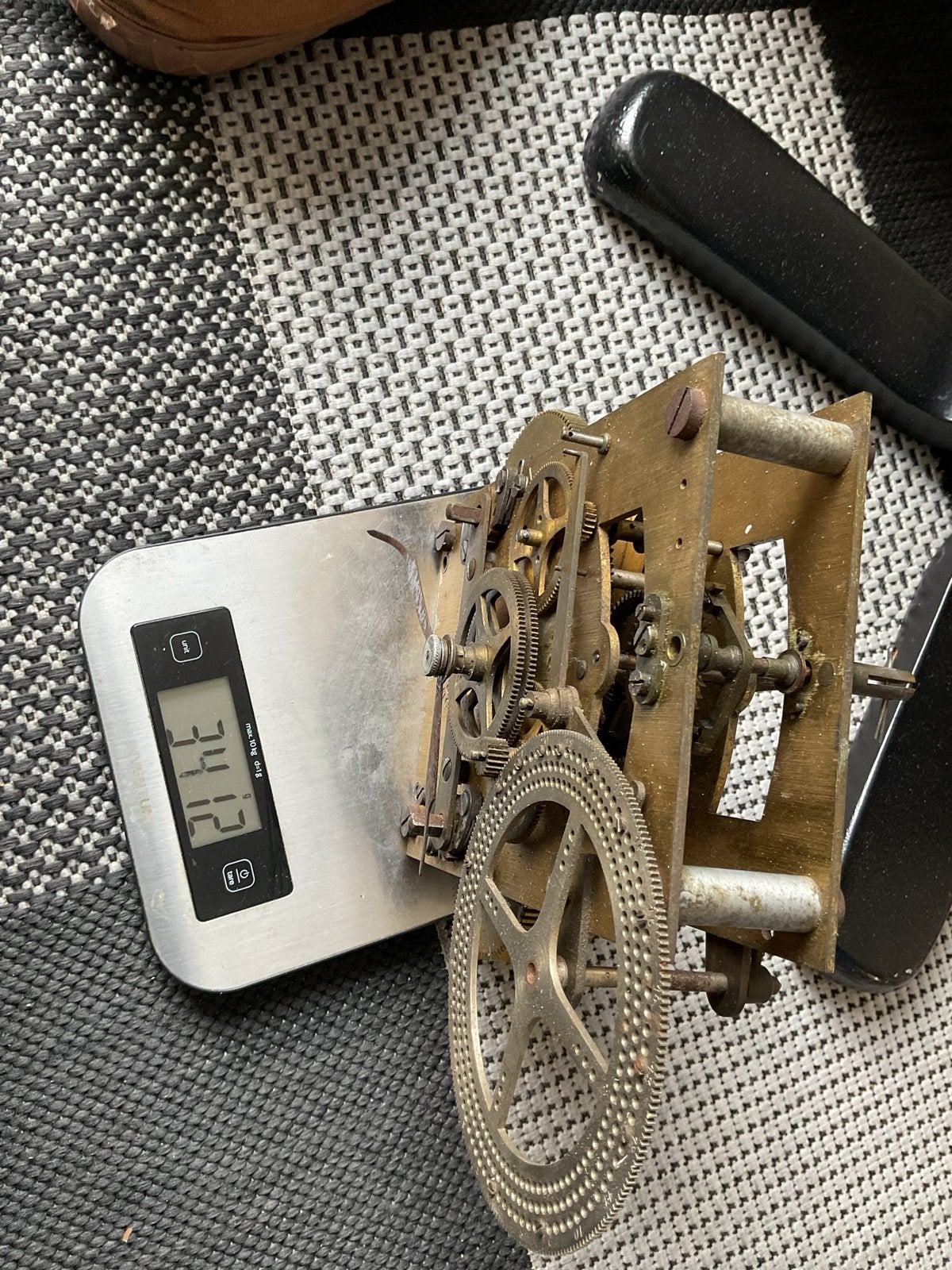 Zwaar uurwerk uit prikklok - 3,4 kg, Ophalen of Verzenden