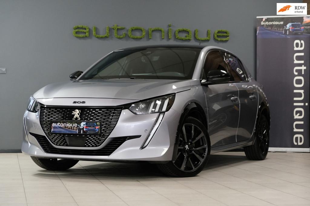 Peugeot 208 1.2 PureTech GT *29.792km* Navi/Camera/Michelin, 101 pk, Gebruikt, Zwart, 1199 cc