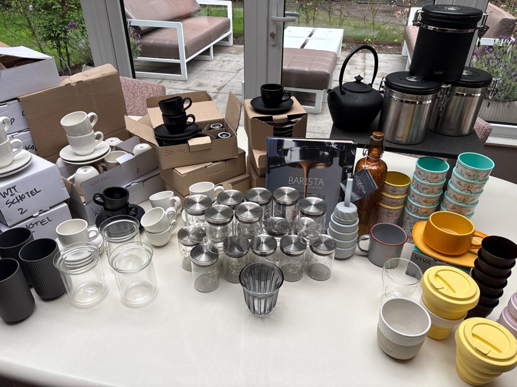 Barista Restpartij NIEUW koffie en thee servies, Nieuw, Ophalen of Verzenden, Overige stijlen, Kop(pen) en/of Schotel(s)