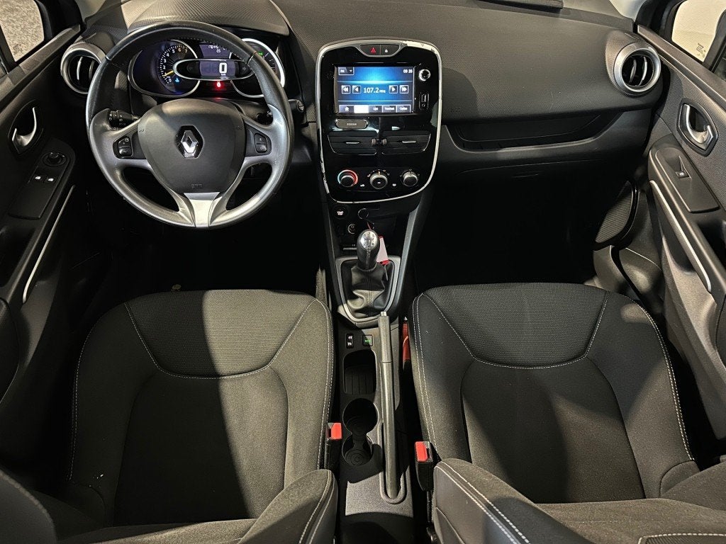 Renault CLIO 0.9 TCE NIGHT&DAY l NAP l STARTSTOP l NAVI l PD, Auto's, Voorwielaandrijving, 540 kg, Met garantie (alle), Zwart