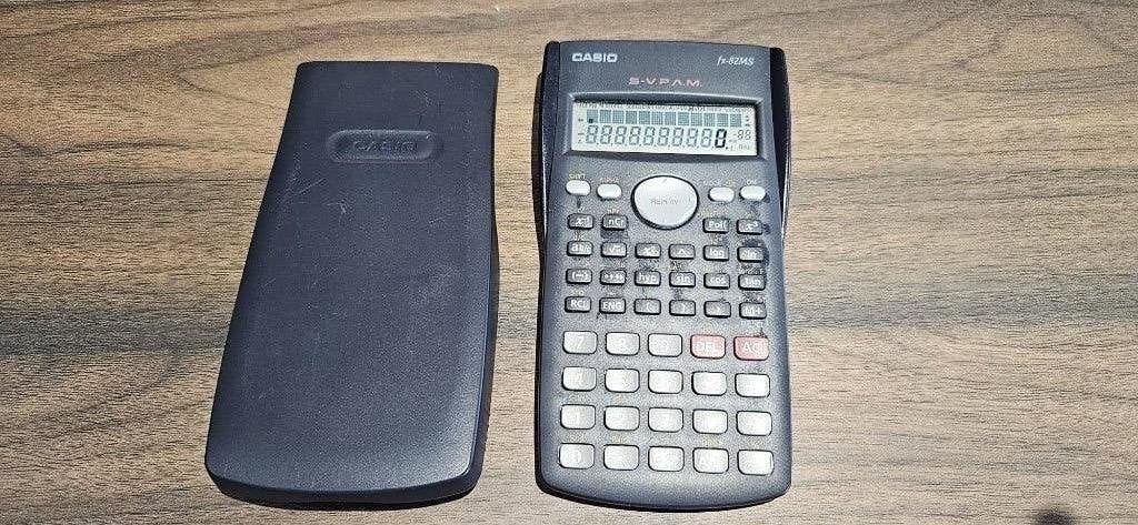 Casio fx-82MS, Diversen, Ophalen of Verzenden, Zo goed als nieuw