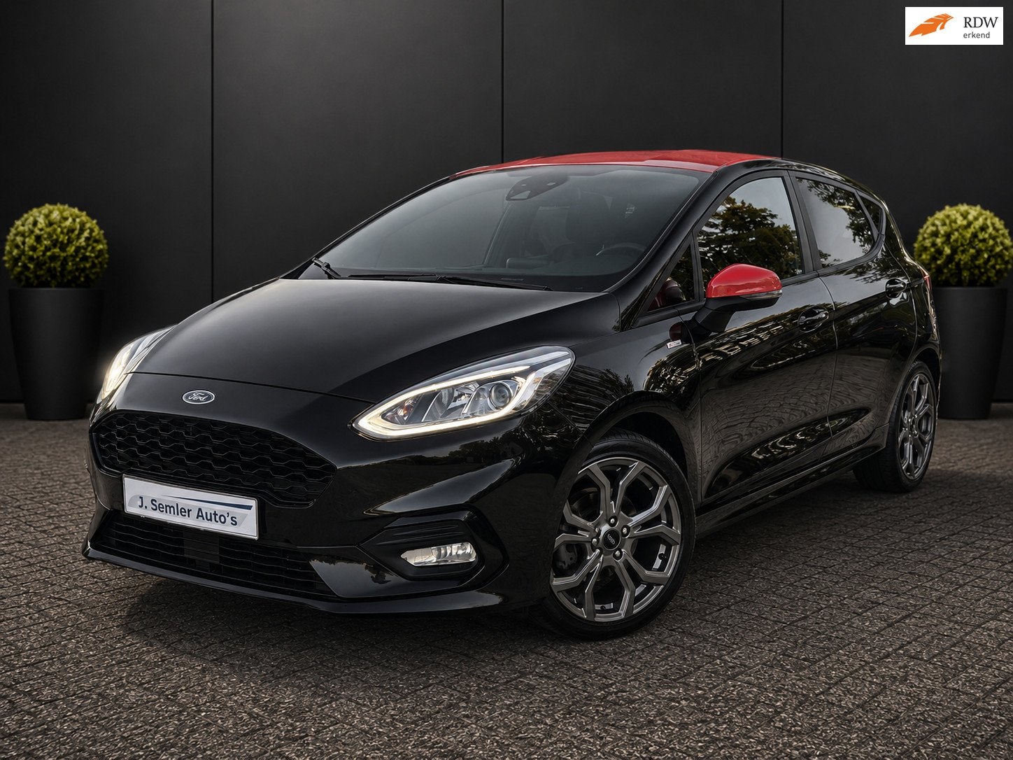 Ford Fiesta 1.0 EcoBoost ST-Line BLACK&RED NAVI B&O CAMERA C, Auto's, Voorwielaandrijving, Gebruikt, Origineel Nederlands, Bedrijf