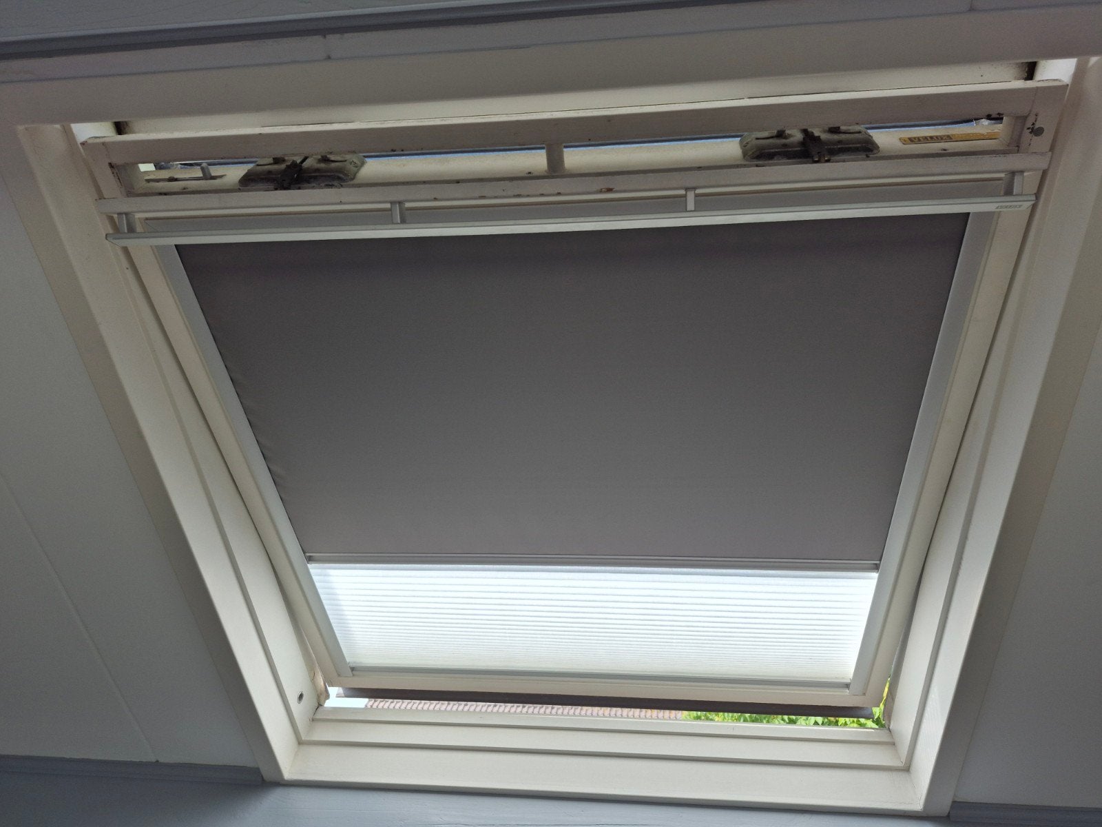VELUX verduisterend rolgordijn plus plissé GGL 606, Ophalen of Verzenden, Minder dan 80 cm, Dakraam