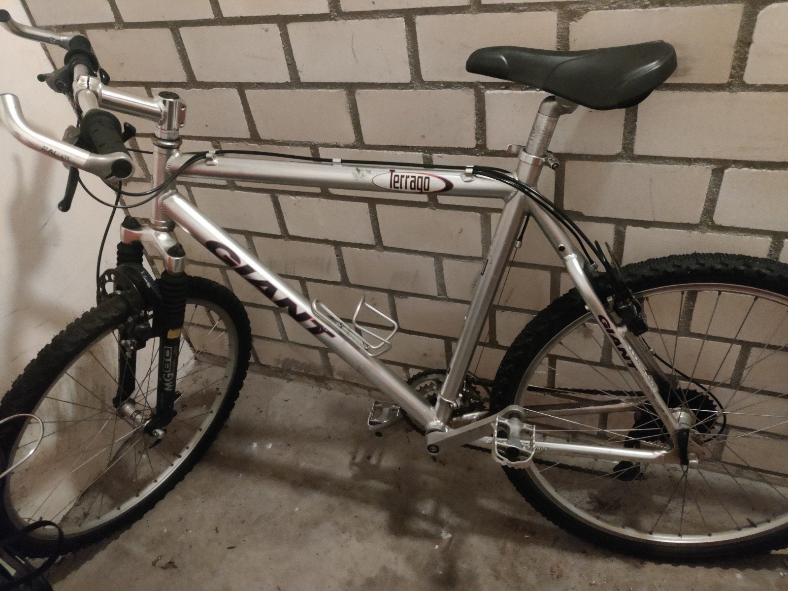 Giant Terrago Mountainbike - Opknapper, Ophalen, Gebruikt, Velgrem, Giant