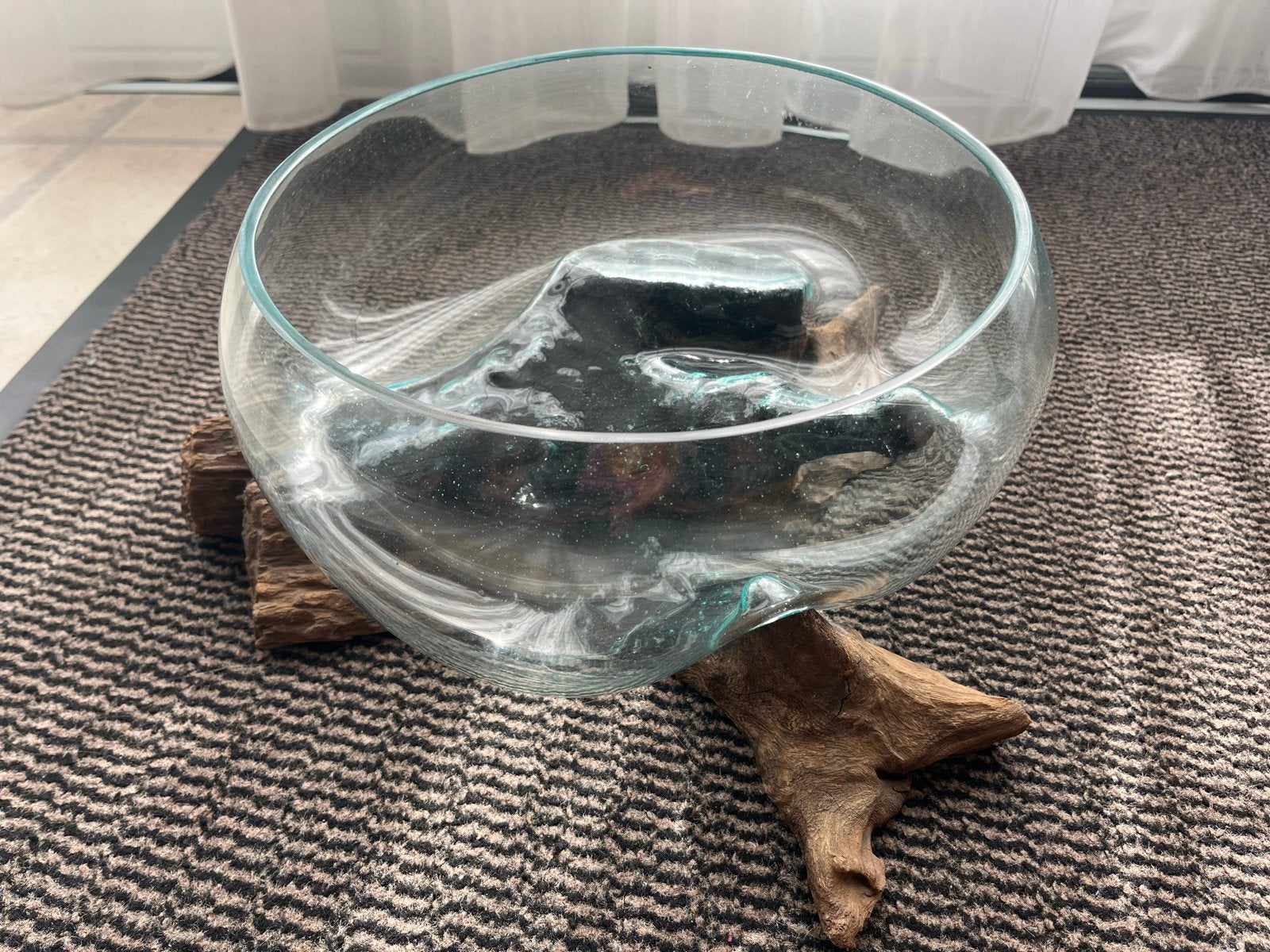 Glazen kom op hout - Uniek decoratiestuk - handgeblazen, Ophalen, Zo goed als nieuw, Glas, Landelijk