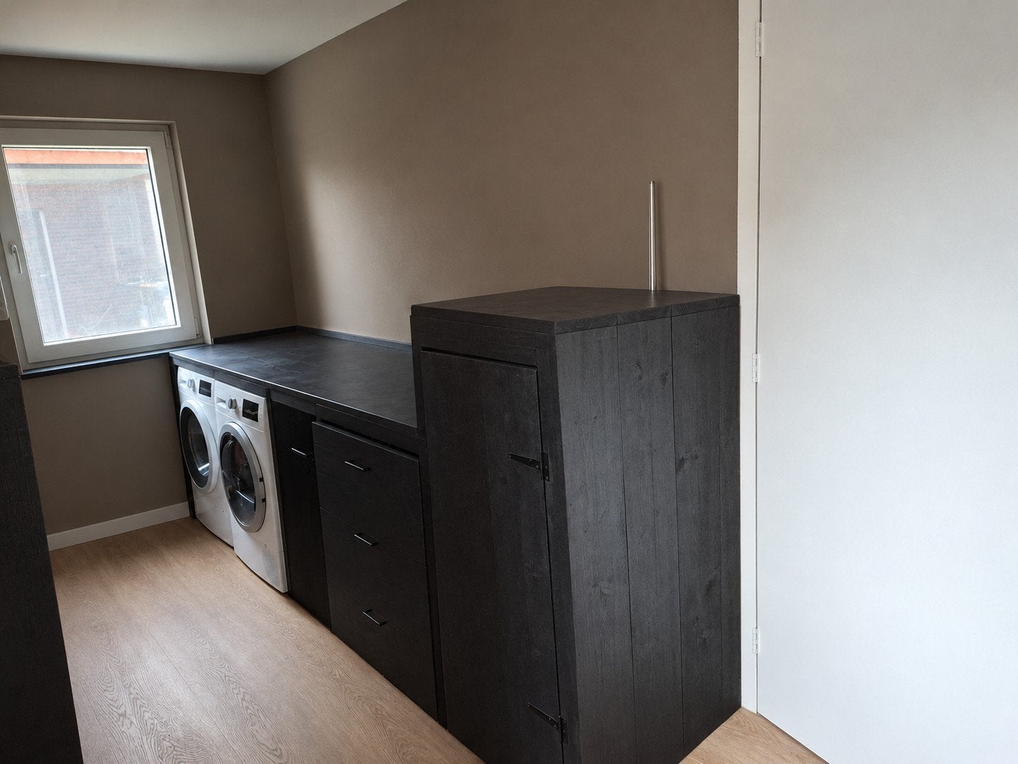 Wasmachine ombouw met opbergruimte en hoge kast, Ophalen of Verzenden, Zo goed als nieuw