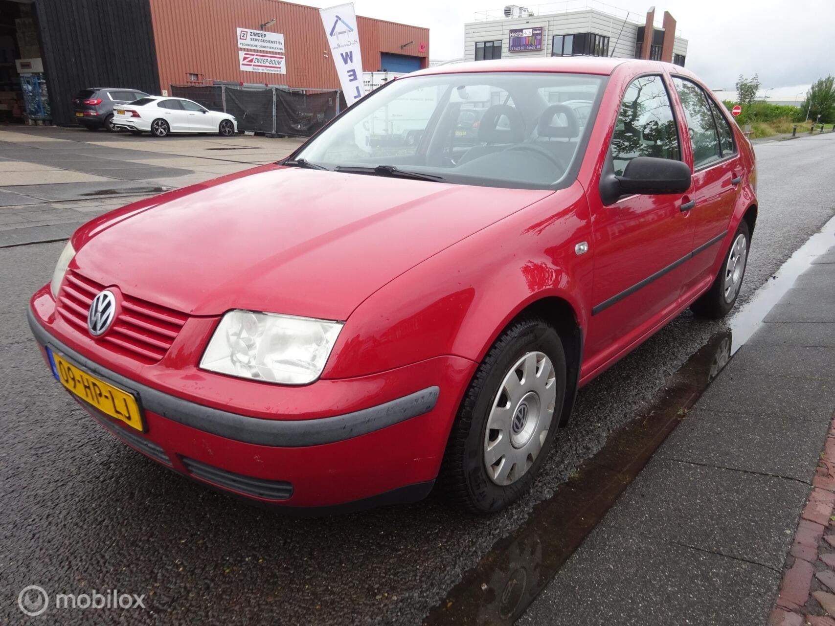 Volkswagen Bora 1.6-16V, Stof, Gebruikt, Bora, 4 cilinders