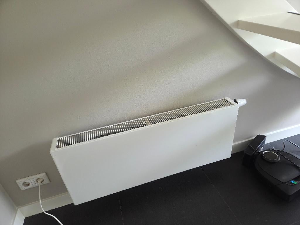 Thermrad Super 8 Plateau paneelradiator-400x1000 T22-1166W, Doe-het-zelf en Verbouw, Verwarming en Radiatoren, Ophalen, 30 tot 80 cm