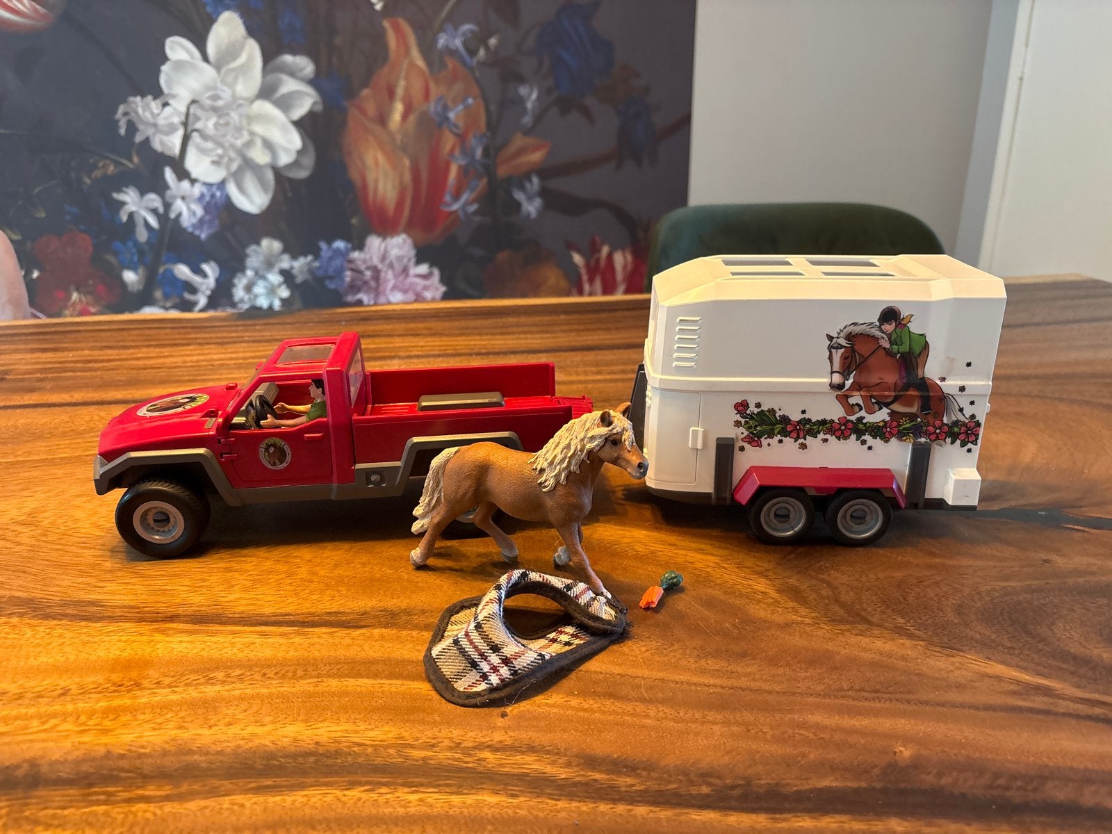 Schleich paardentrailer met pick-up en paard, Ophalen, Gebruikt