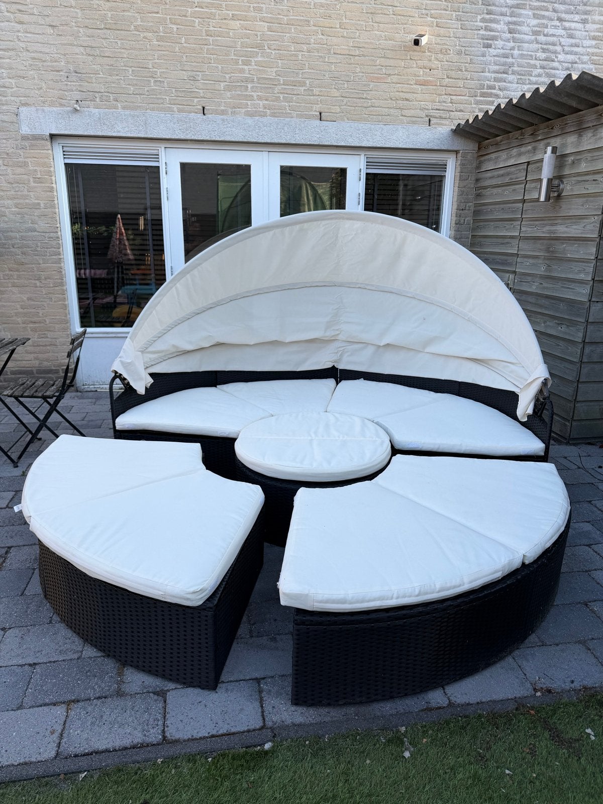 Zonne-eiland Cassaria met regenhoes en comfortabele kussens, Ophalen, Meer dan 8 zitplaatsen, Zo goed als nieuw, Loungeset