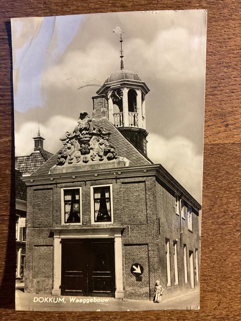 Ansichtkaart Dokkum Waaggebouw, Verzenden, 1940 tot 1960, Gelopen, Friesland