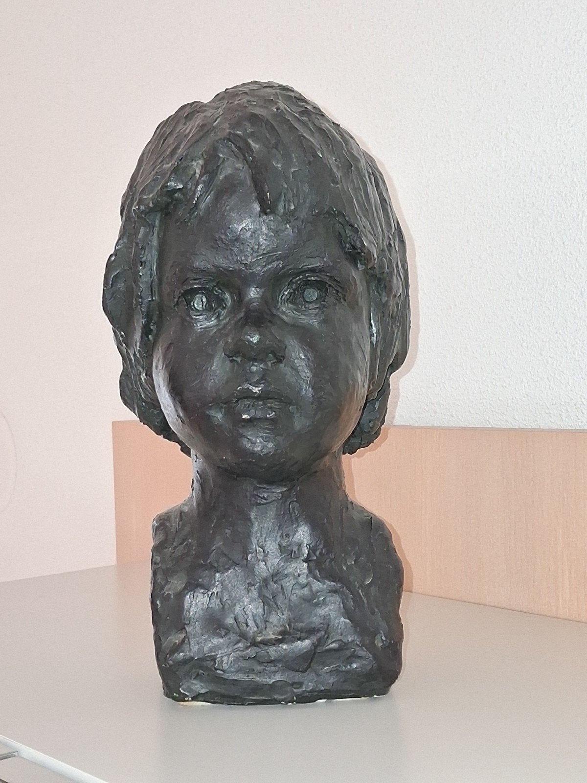 Vintage buste van een kind, Antiek en Kunst, Ophalen, Overige onderwerpen, Buste, Kunststof
