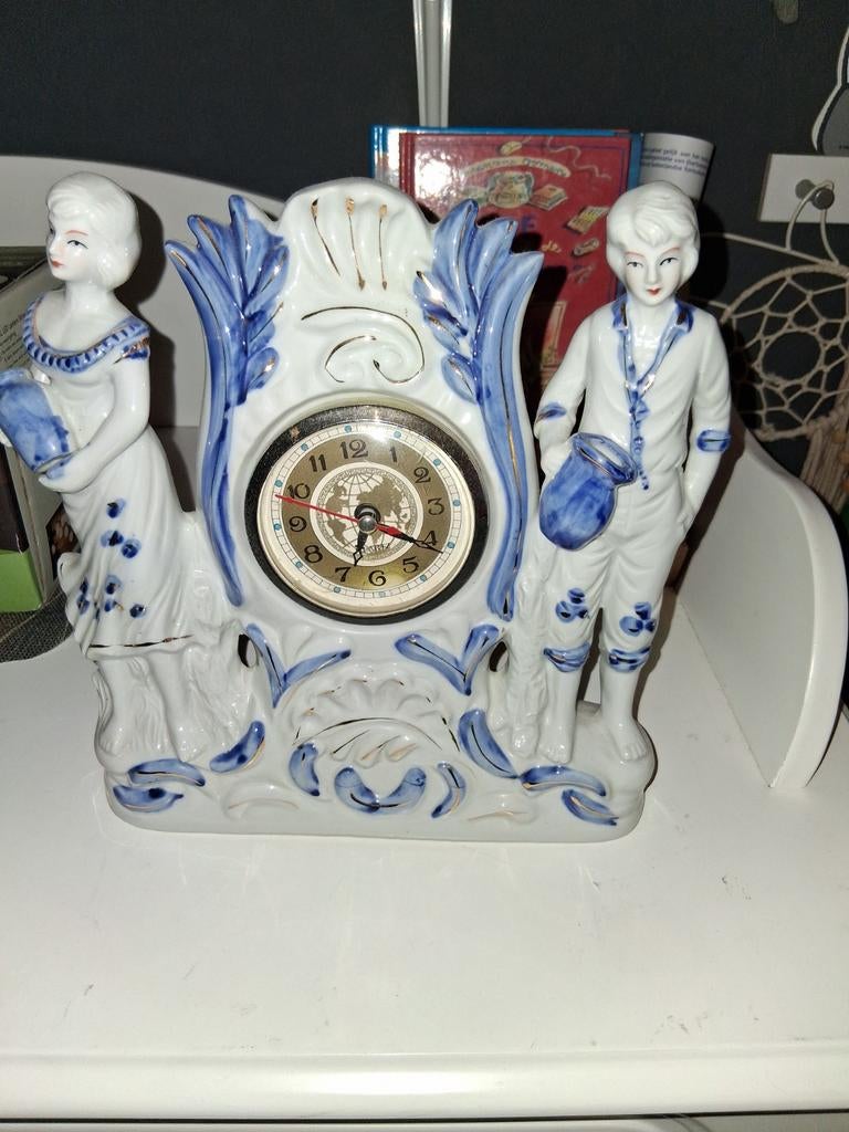 Antieke Porseleinen Klok met Beeldjes - Delfts Blauw Stijl, Ophalen of Verzenden