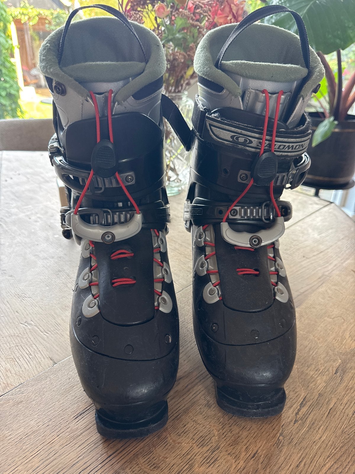 Salomon skischoenen maat 29.0 (EU 45), Ophalen, Gebruikt, Schoenen, Salomon