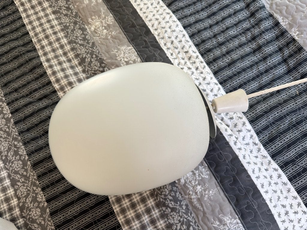 Hanglamp voor hoge hal? Wit glazen wat ei-vormige sphere, Ophalen, Gebruikt, Glas, Seventies tot modern