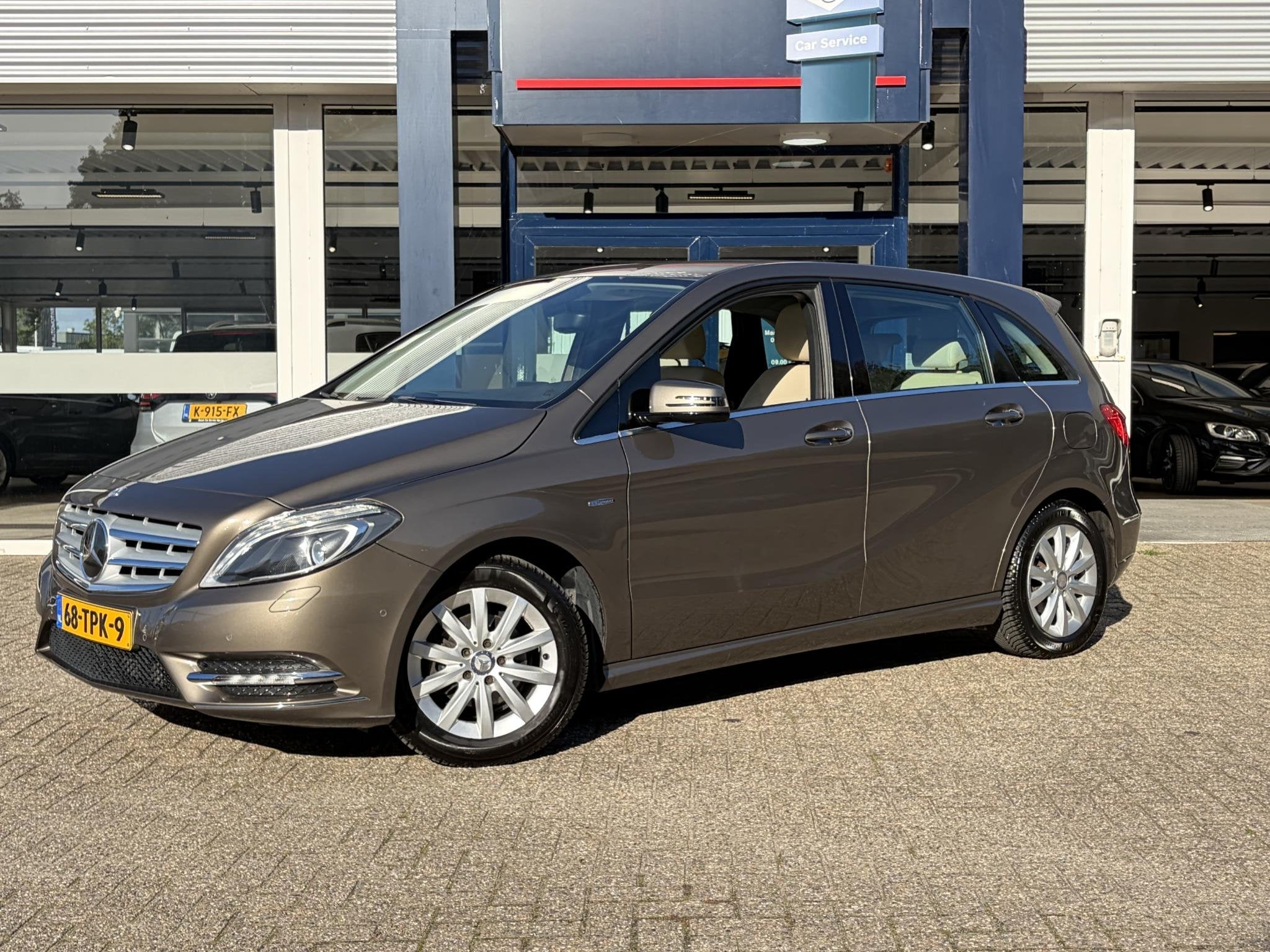 Mercedes-Benz B-klasse 180 Ambition / Nieuwe-Ketting / Grote, Auto's, 1325 kg, Gebruikt, Euro 6, 4 cilinders