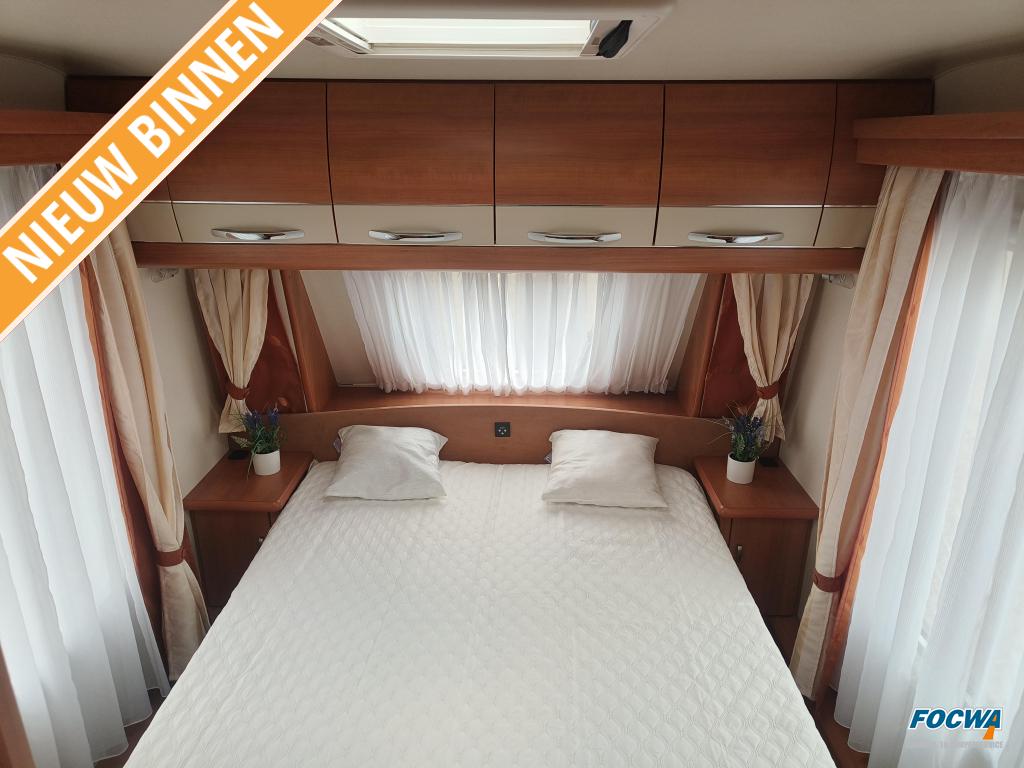 Hobby Excellent 540 UFF Mover Queensbed Zit Tent, Rondzit, Hobby, Bedrijf, Lengtebed