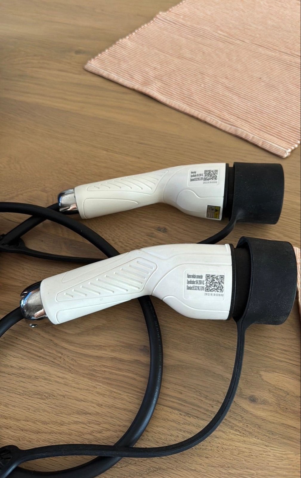 Laadkabel voor elektrische auto - Type 2, Ophalen of Verzenden, Zo goed als nieuw, Laadkabel