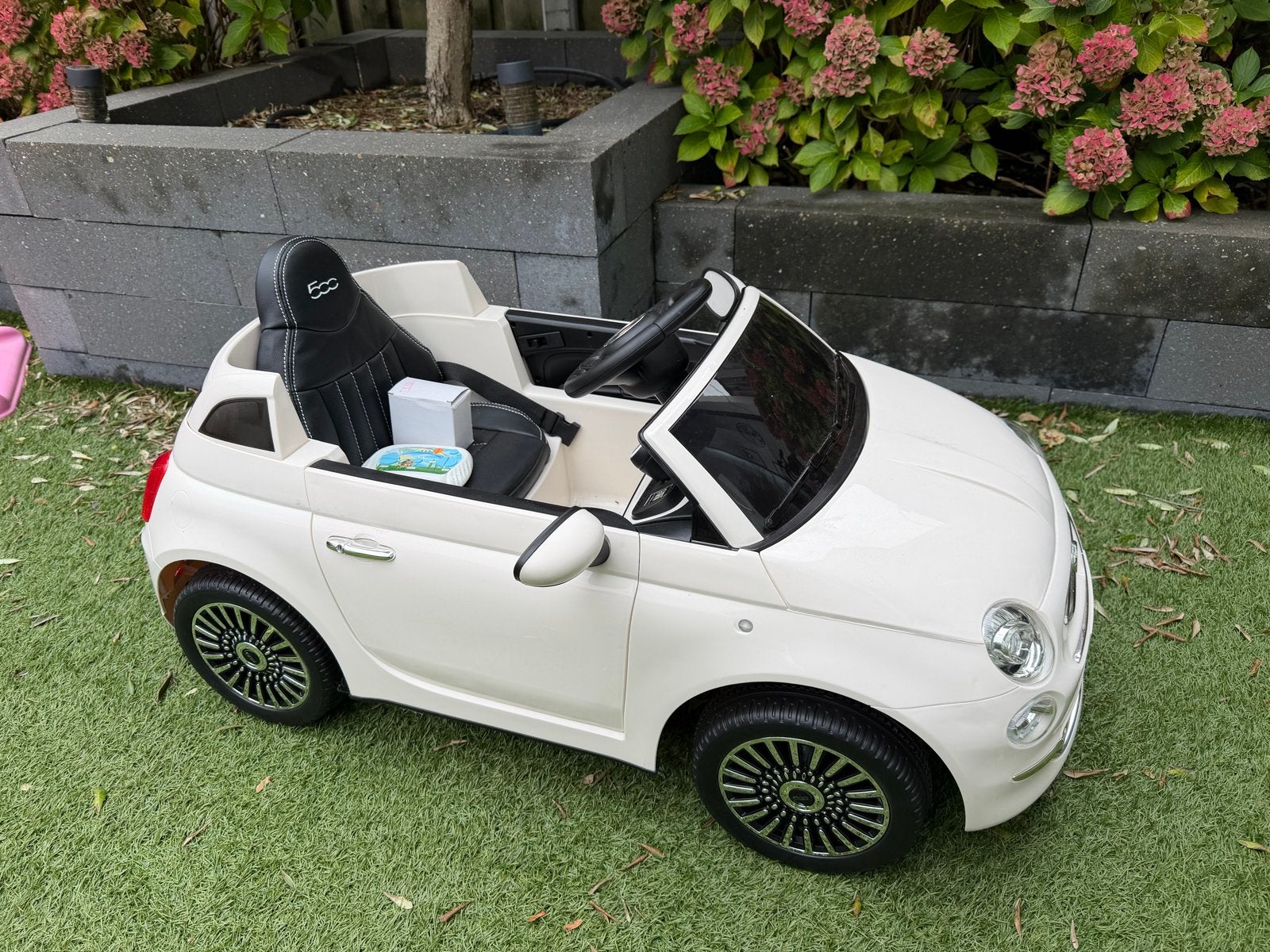 Fiat 500 elektrische kinderauto - Wit, Zo goed als nieuw