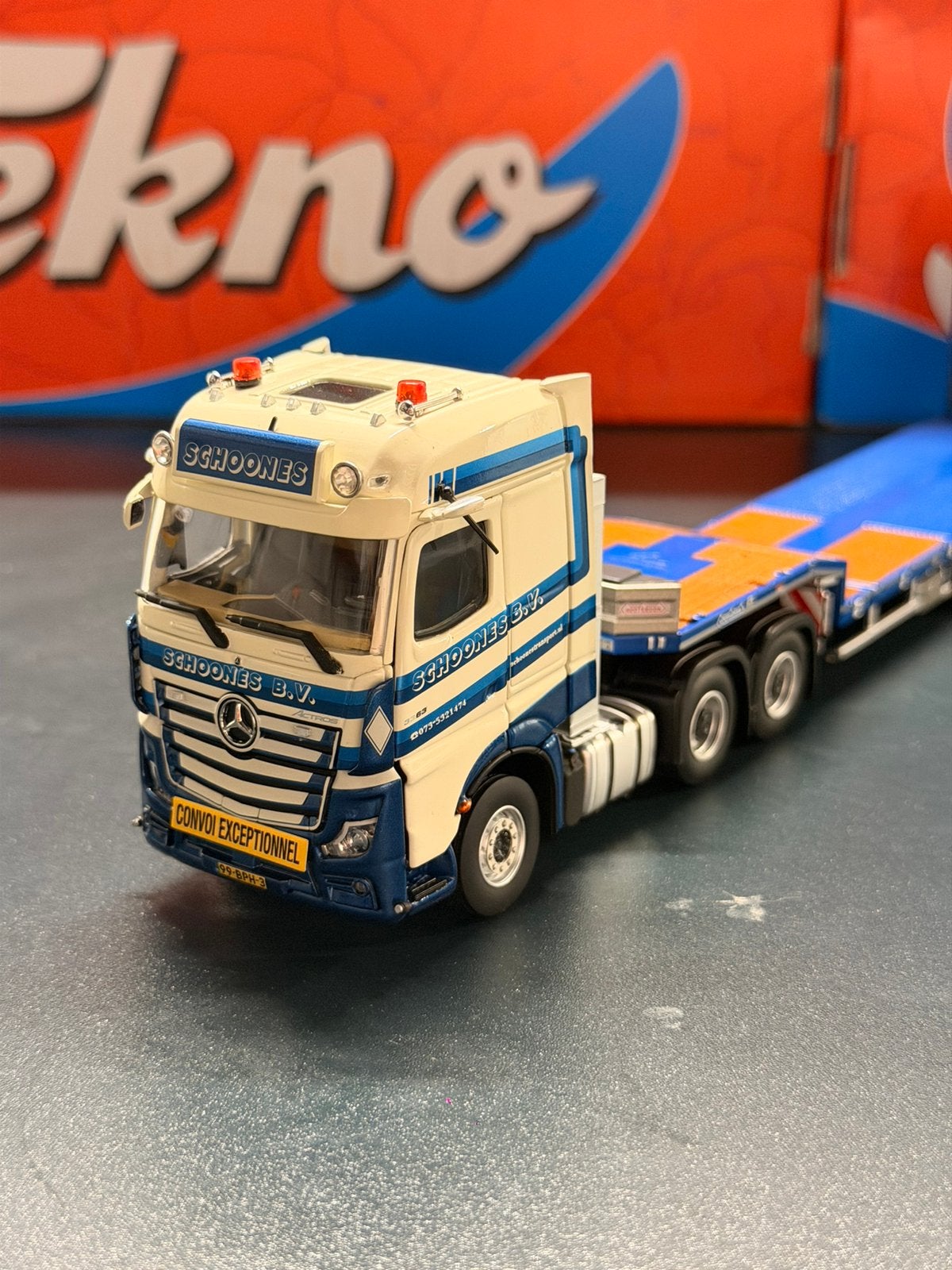 IMC Mercedes Actros Schoones Nooteboom 1:50, Ophalen of Verzenden, Zo goed als nieuw, Bus of Vrachtwagen, Overige merken