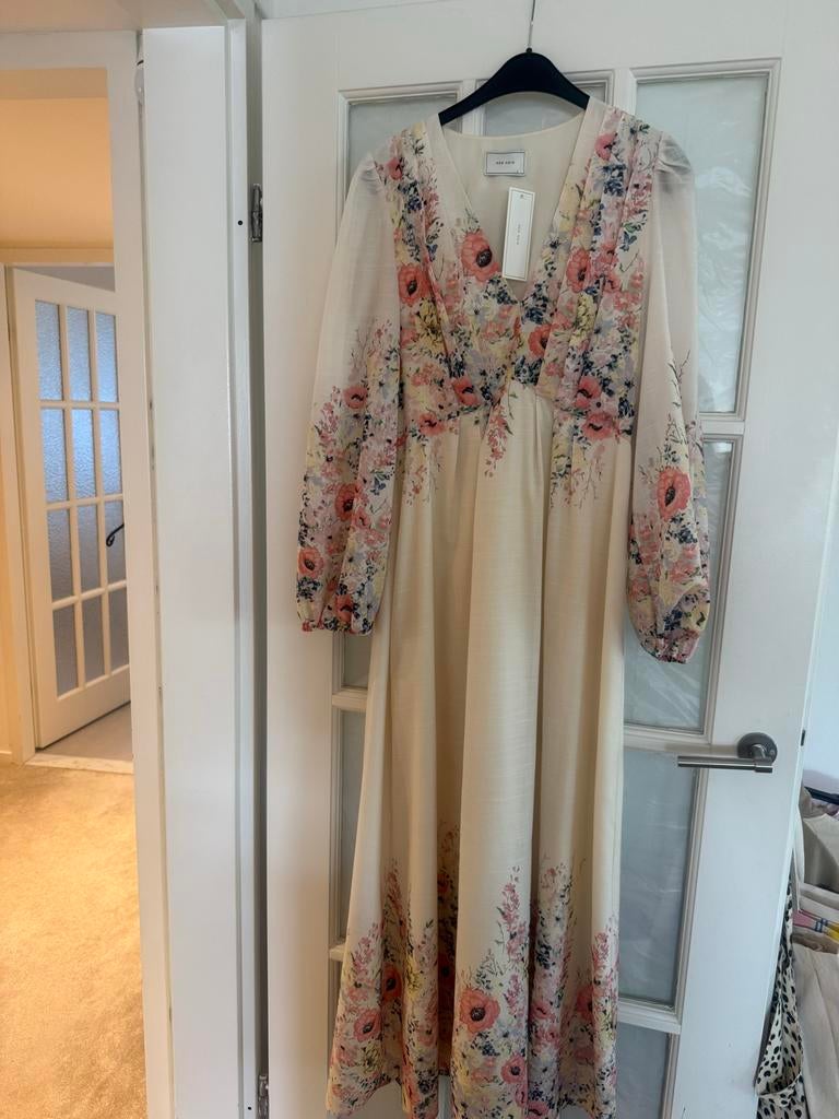 NIEUWe Neo Noir Bloemen Maxi Jurk - maat 38, Kleding | Dames, Maat 38/40 (M), Overige kleuren, Nieuw, Ophalen of Verzenden