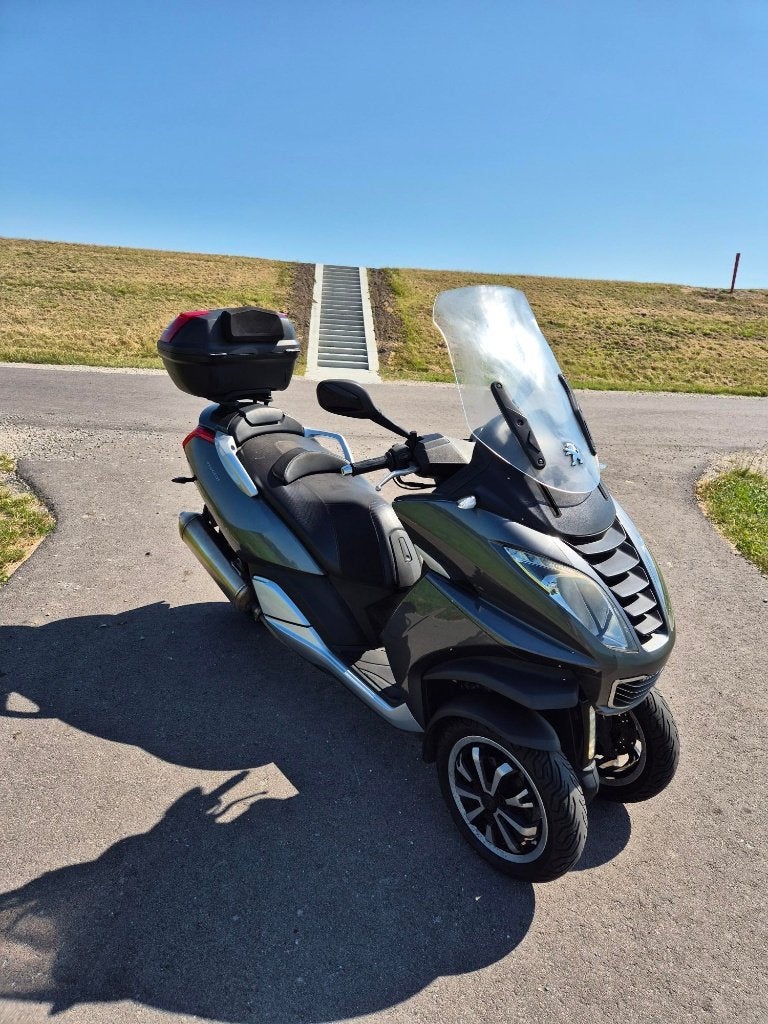 Peugeot Metropolis Titanium grijs, Motoren, 400 cc, Scooter, Gebruikt, 3 cilinders