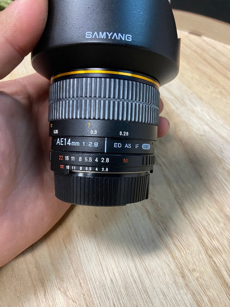 Samyang AE 14mm f/2.8 ED AS IF UMC Ultra Groothoek, Zo goed als nieuw, Nikon F-mount, Autofocus, 14 mm