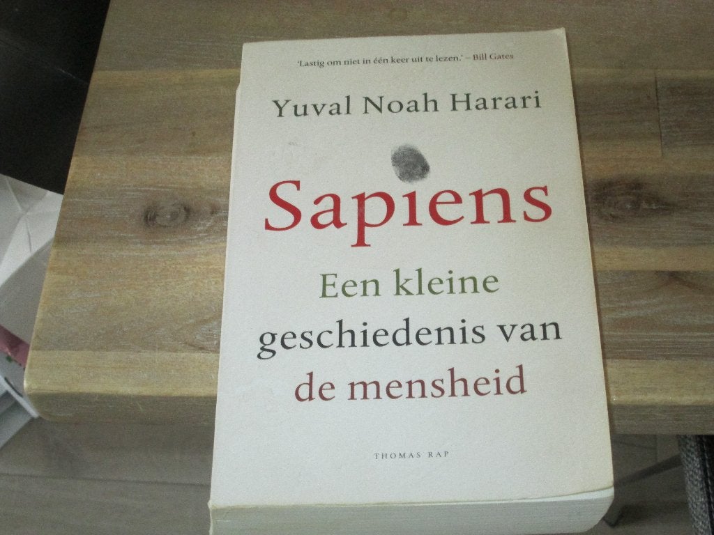 Yuval Noah Harari Sapiens, Ophalen of Verzenden, Zo goed als nieuw
