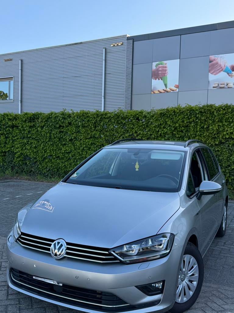 Volkswagen Golf 7 Sportsvan 1.2 TSI lounge 2015, Elektronische parkeerrem, Golf Sportsvan, Handgeschakeld, Particulier