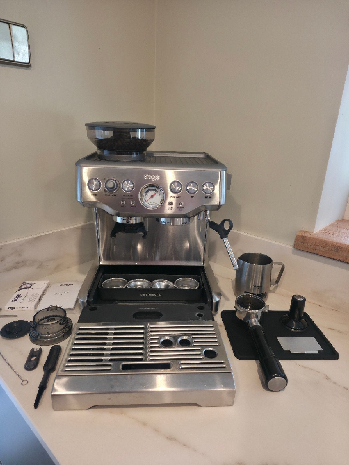 Sage Barista Express RVS – compleet & garantie, Witgoed en Apparatuur, Ophalen, Espresso apparaat, Koffiebonen, Zo goed als nieuw